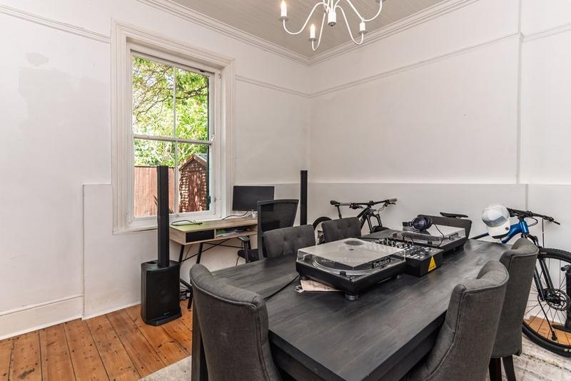 To Let 3 Bedroom Property for Rent in Kenilworth Western Cape